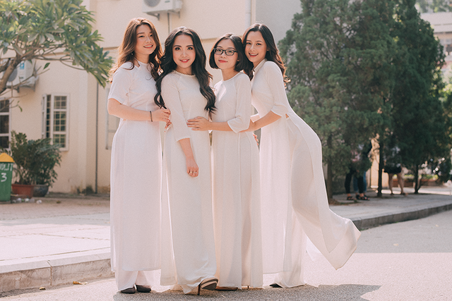 Miss &Aacute;o d&agrave;i trường B&aacute;o: Phụ nữ phải c&oacute; sự nghiệp mới mưu cầu được hạnh ph&uacute;c - Ảnh 18.