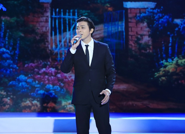 Hồng Nhung: “Tôi buồn vì hôn nhân tan vỡ nhưng vẫn còn những niềm vui khác” - Ảnh 24. Hồng Nhung: “Tôi buồn vì hôn nhân tan vỡ nhưng vẫn còn những niềm vui khác” - Ảnh 24.