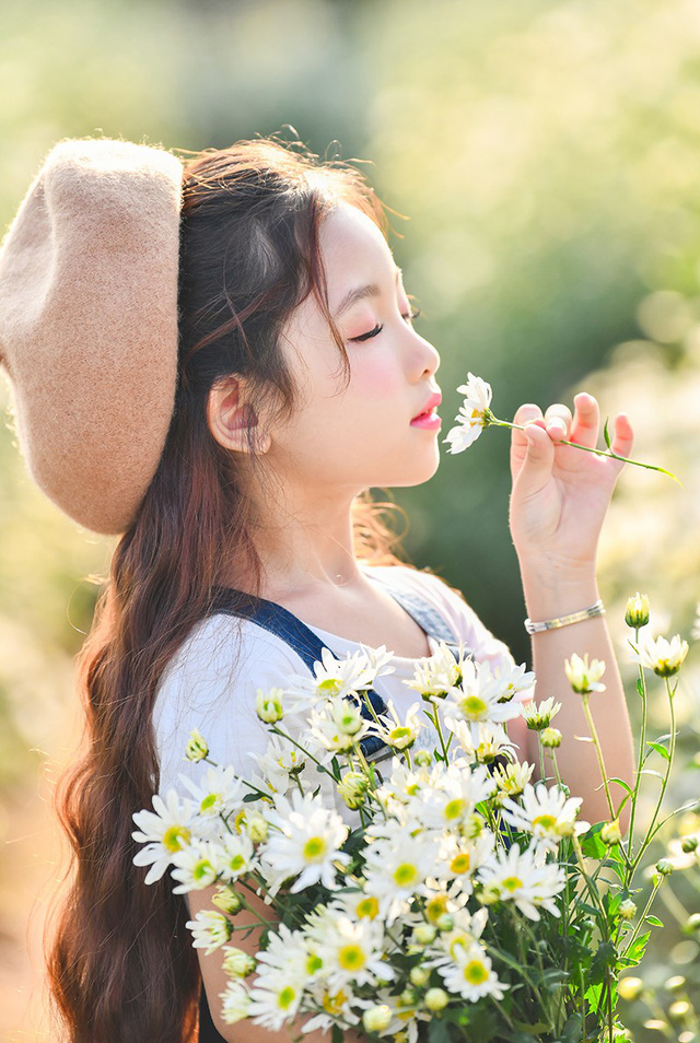 N&agrave;ng c&ocirc;ng ch&uacute;a t&oacute;c m&acirc;y 6 tuổi phi&ecirc;n bản Việt - Ảnh 4.