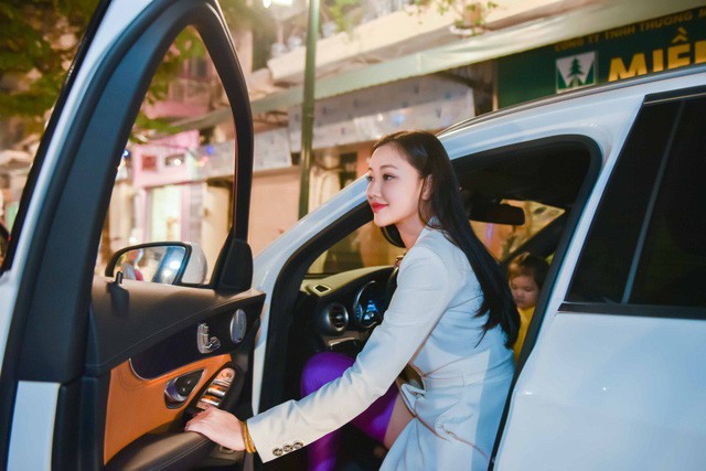 Maya tiết lộ mối quan hệ với bố đẻ của con gái và tin đồn “đại gia bao” - Ảnh 6. Maya tiết lộ mối quan hệ với bố đẻ của con gái và tin đồn “đại gia bao” - Ảnh 6.
