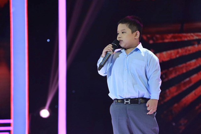 Thần đồng Bolero” Bùi Quốc Huy biết hát khi chỉ mới 2 tuổi - Ảnh 2. Thần đồng Bolero” Bùi Quốc Huy biết hát khi chỉ mới 2 tuổi - Ảnh 2.