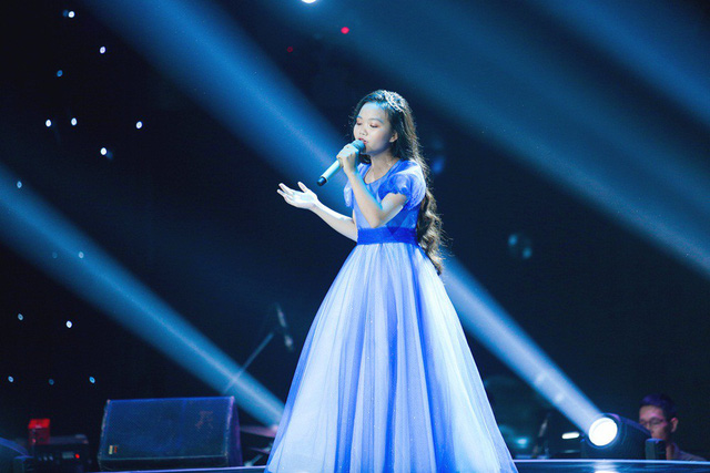 Minh Chiến hát “Ngắm hoa lệ rơi” khiến Vũ Cát Tường phấn khích - Ảnh 6. Minh Chiến hát “Ngắm hoa lệ rơi” khiến Vũ Cát Tường phấn khích - Ảnh 6.