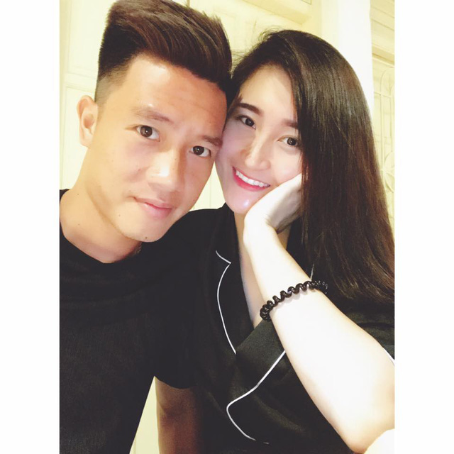 Bạn gái Huy Hùng ĐT Việt Nam tiết lộ chiêu cầu may của cầu thủ này - Ảnh 10. Bạn gái Huy Hùng ĐT Việt Nam tiết lộ chiêu cầu may của cầu thủ này - Ảnh 10.