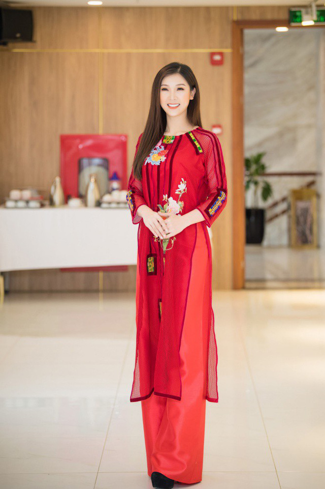 Tiết lộ điều chưa biết về Hoa hậu Ngọc Hân, Phí Linh, Á hậu Phương Nga - Ảnh 18. Tiết lộ điều chưa biết về Hoa hậu Ngọc Hân, Phí Linh, Á hậu Phương Nga - Ảnh 18.