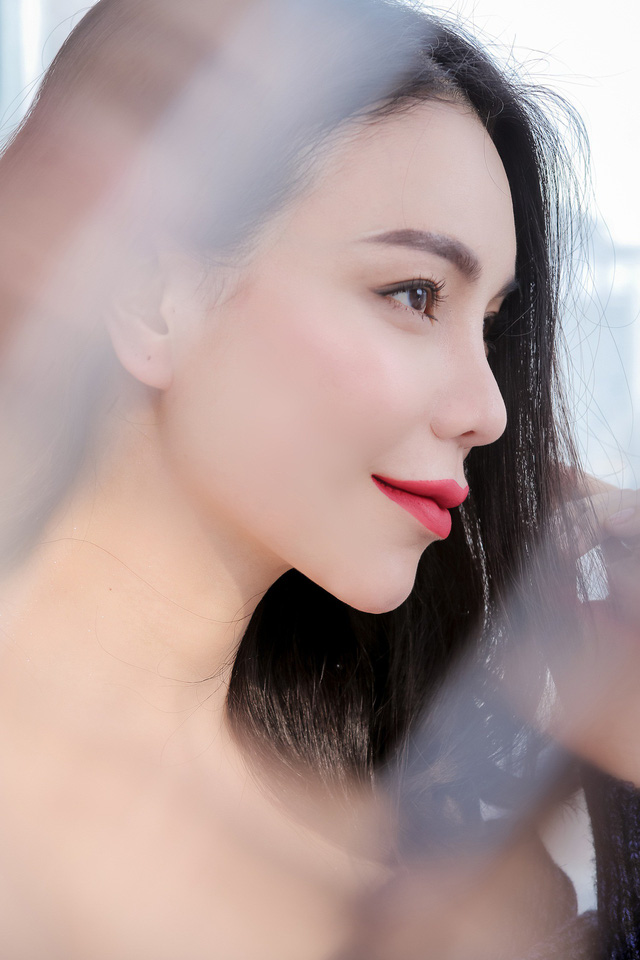 Trà Ngọc Hằng thừa nhận làm mẹ đơn thân sau một năm “giấu nhẹm” - Ảnh 2. Trà Ngọc Hằng thừa nhận làm mẹ đơn thân sau một năm “giấu nhẹm” - Ảnh 2.