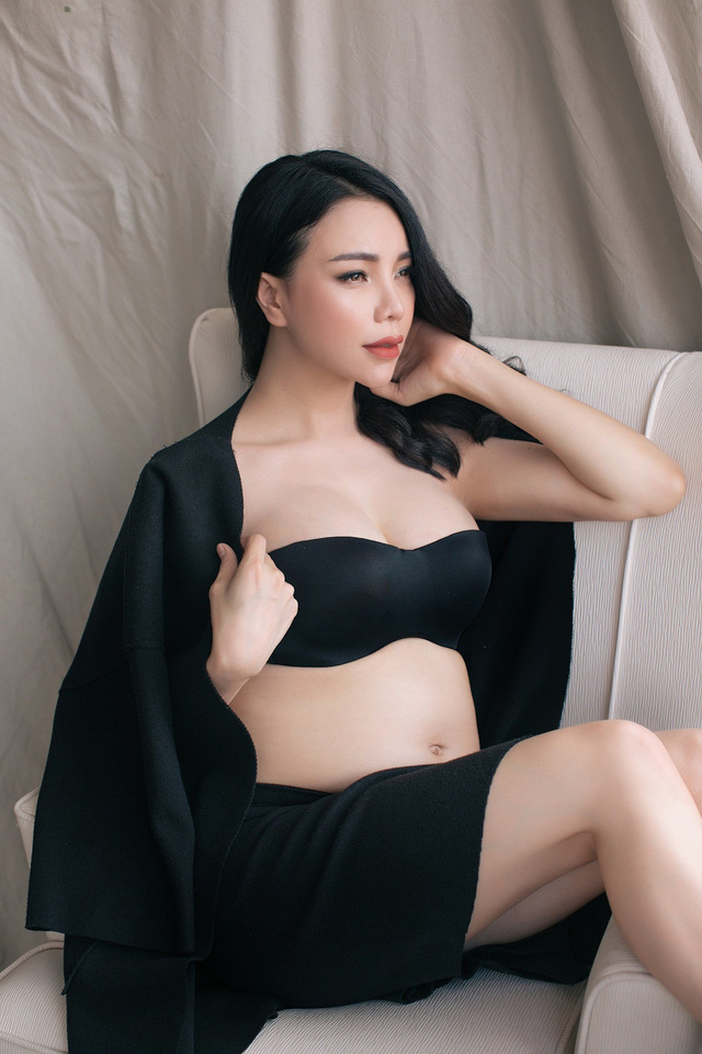 Trà Ngọc Hằng thừa nhận làm mẹ đơn thân sau một năm “giấu nhẹm” - Ảnh 6. Trà Ngọc Hằng thừa nhận làm mẹ đơn thân sau một năm “giấu nhẹm” - Ảnh 6.
