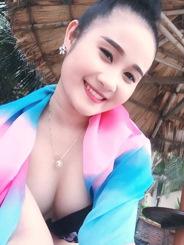 Quế Ngọc Hải, Nguyễn Tiến Linh xiêu lòng hai hot girl xinh nhất thành Vinh - Ảnh 6. Quế Ngọc Hải, Nguyễn Tiến Linh xiêu lòng hai hot girl xinh nhất thành Vinh - Ảnh 6.