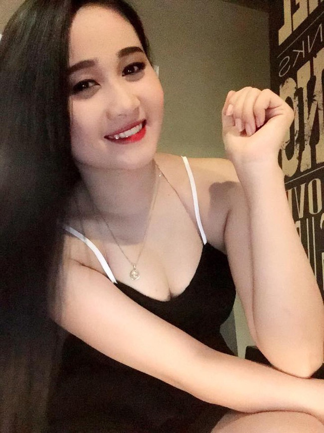 Quế Ngọc Hải, Nguyễn Tiến Linh xiêu lòng hai hot girl xinh nhất thành Vinh - Ảnh 14. Quế Ngọc Hải, Nguyễn Tiến Linh xiêu lòng hai hot girl xinh nhất thành Vinh - Ảnh 14.