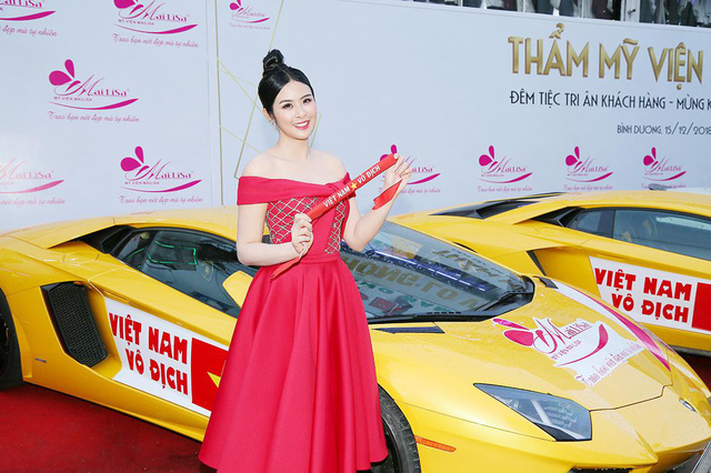 Dàn Hoa hậu, Á hậu Việt cổ vũ Đội tuyển VN trước trận chung kết lịch sử - Ảnh 8.