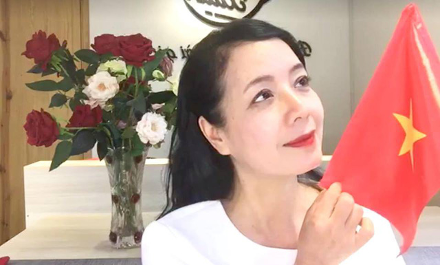 Xuân Bắc, Tự Long “nhận họ” với Đức Chinh cùng dàn sao cổ vũ tuyển Việt Nam - Ảnh 6. Xuân Bắc, Tự Long “nhận họ” với Đức Chinh cùng dàn sao cổ vũ tuyển Việt Nam - Ảnh 6.