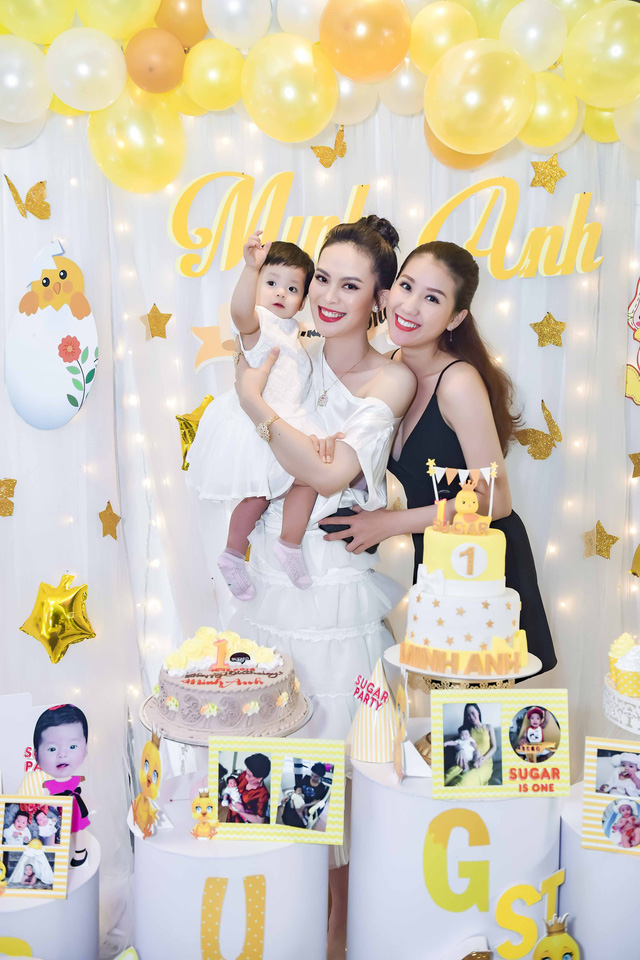 Hoa hậu đám cưới xa hoa với đại gia mía đường làm sinh nhật hoành tráng cho con - Ảnh 28. Hoa hậu đám cưới xa hoa với đại gia mía đường làm sinh nhật hoành tráng cho con - Ảnh 28.