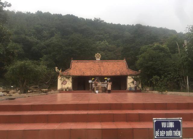 Đi tìm những bí ẩn về quần thể Am Các trên núi cao - Ảnh 2. Đi tìm những bí ẩn về quần thể Am Các trên núi cao - Ảnh 2.