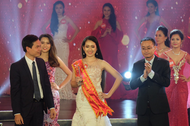 Nữ sinh trường Luật đăng quang Hoa khôi sinh viên Việt Nam 2018 - Ảnh 14. Nữ sinh trường Luật đăng quang Hoa khôi sinh viên Việt Nam 2018 - Ảnh 14.