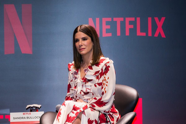 Sandra Bullock trẻ trung đáng kinh ngạc - Ảnh 14. Sandra Bullock trẻ trung đáng kinh ngạc - Ảnh 14.