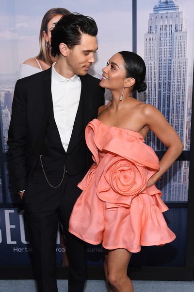 Vanessa Hudgens sành điệu đi quảng bá phim mới - Ảnh 16. Vanessa Hudgens sành điệu đi quảng bá phim mới - Ảnh 16.