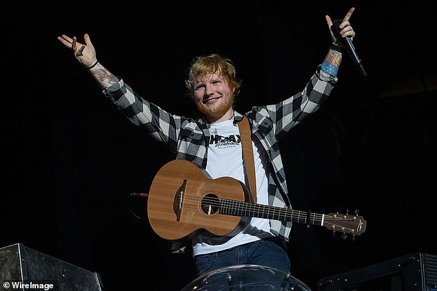 Ed Sheeran và Taylor Swift kiếm bộn tiền trong năm 2018 - Ảnh 2. Ed Sheeran và Taylor Swift kiếm bộn tiền trong năm 2018 - Ảnh 2.