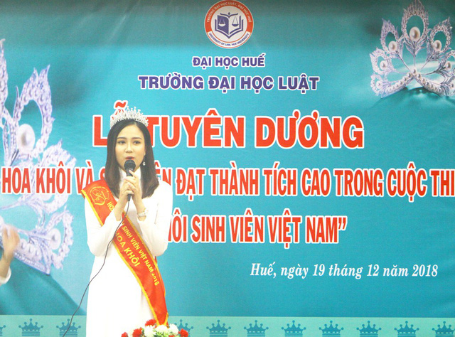Huế: Tuyên dương, tặng thưởng tới Hoa khôi Sinh viên Việt Nam 2018 - Ảnh 4. Huế: Tuyên dương, tặng thưởng tới Hoa khôi Sinh viên Việt Nam 2018 - Ảnh 4.