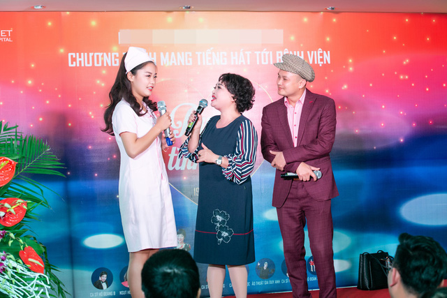 NSƯT Hồng Liên, Trà My mang âm nhạc đến với bệnh nhân ung thư - Ảnh 10. NSƯT Hồng Liên, Trà My mang âm nhạc đến với bệnh nhân ung thư - Ảnh 10.