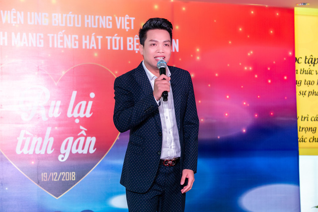 NSƯT Hồng Liên, Trà My mang âm nhạc đến với bệnh nhân ung thư - Ảnh 20. NSƯT Hồng Liên, Trà My mang âm nhạc đến với bệnh nhân ung thư - Ảnh 20.