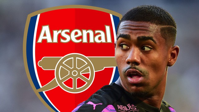 Không chỉ Malcom, Arsenal còn nhắm Aubameyang để thế chỗ Sanchez - Ảnh 1.