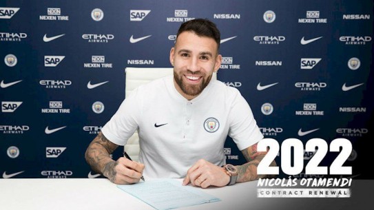 Trung vệ thép Otamendi cam kết lâu dài với Man City - Ảnh 1.