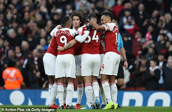 VIDEO Arsenal 4-1 Fulham: Pháo nổ đầu năm - Ảnh 2.