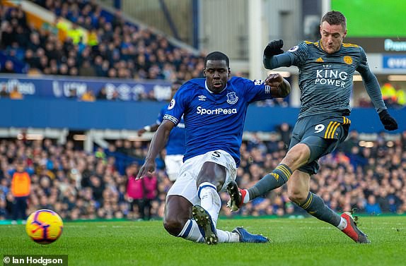 Sai lầm hàng thủ, Everton trả giá ngay trên Goodison Park - Ảnh 2. Sai lầm hàng thủ, Everton trả giá ngay trên Goodison Park - Ảnh 2.