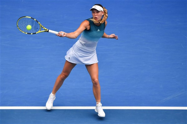 Australia mở rộng 2019: Sharapova biến Wozniacki thành nhà cựu vô địch - Ảnh 1.