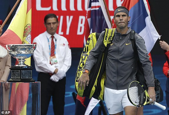 1548578616250_lc_galleryimage_spain_s_rafael_nadal_walk 1548578616250_lc_galleryimage_spain_s_rafael_nadal_walk