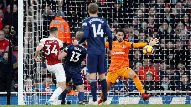  Nhìn lại chiến thắng tưng bừng trong ngày đầu năm của Arsenal - Ảnh 11.