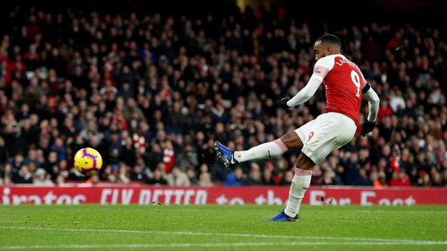  Nhìn lại chiến thắng tưng bừng trong ngày đầu năm của Arsenal - Ảnh 14.