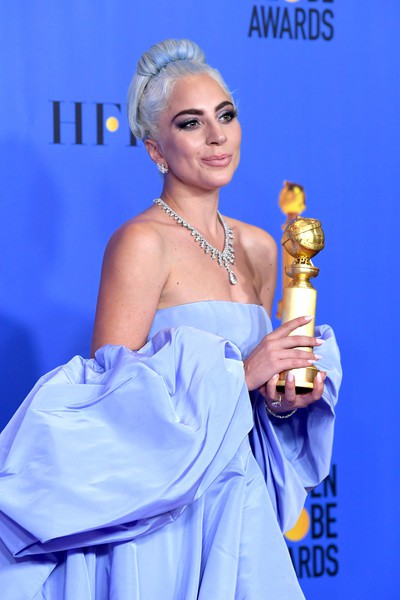 Quả cầu vàng 2019: Lady Gaga rực rỡ đến chói lóa - Ảnh 5.