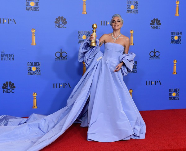 Quả cầu vàng 2019: Lady Gaga rực rỡ đến chói lóa - Ảnh 4.