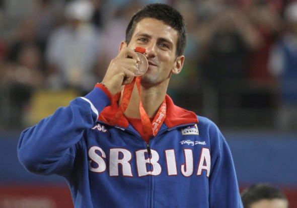 Novak Djokovic có thể bỏ Olympics 2020 vì Wimbledon - Ảnh 1. Novak Djokovic có thể bỏ Olympics 2020 vì Wimbledon - Ảnh 1.
