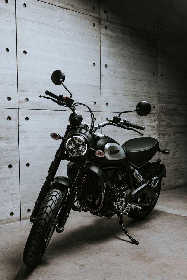 Ducati chỉ làm mới Scrambler bằng phiên bản Icon Dark cho năm 2020 - Ảnh 1.