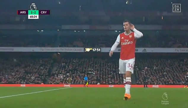 HLV Emery cần “nói chuyện riêng” cùng Xhaka trước hành động phản cảm với CĐV Arsenal - Ảnh 3.