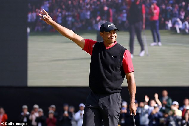 Tiger Woods san bằng kỷ lục 82 danh hiệu PGA Tour của Sam Snead - Ảnh 3.