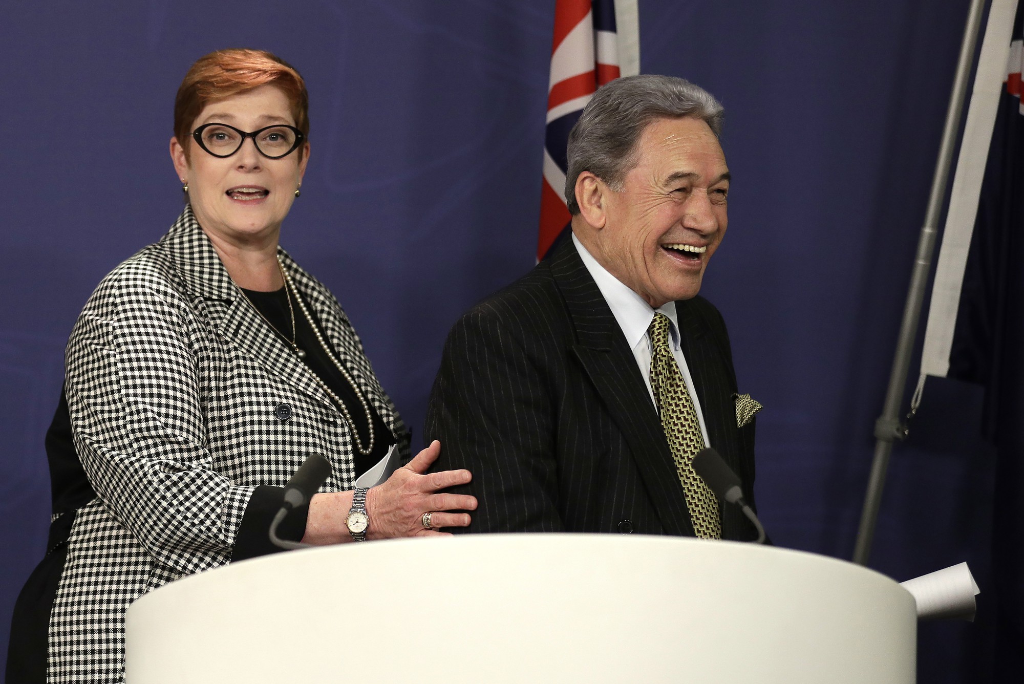 Pháp yêu cầu Iran trả tự do cho công dân - Ảnh 2.