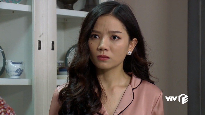 Đ&aacute;nh cắp giấc mơ - Tập 37: Hải V&acirc;n l&ecirc;n giường với trai lạ để bắt Đức đổ vỏ - Ảnh 3.