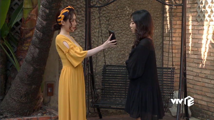 Đ&aacute;nh cắp giấc mơ - Tập 37: Hải V&acirc;n l&ecirc;n giường với trai lạ để bắt Đức đổ vỏ - Ảnh 12.