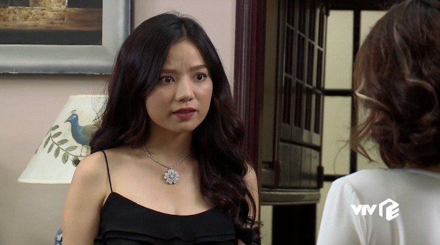 Đ&aacute;nh cắp giấc mơ - Tập 37: Hải V&acirc;n l&ecirc;n giường với trai lạ để bắt Đức đổ vỏ - Ảnh 7.