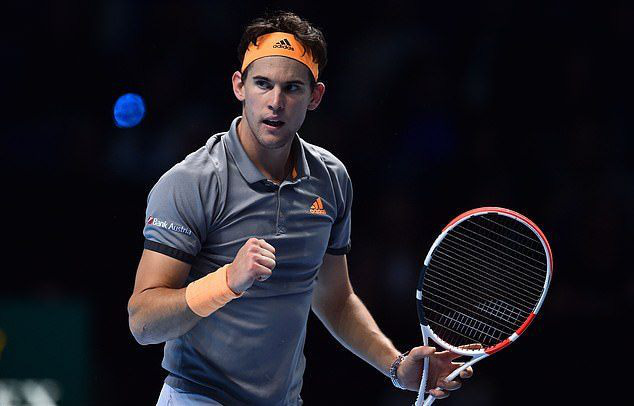 ATP Finals 2019: Thắng ngược Djokovic, Dominic Thiem giành vé vào bán kết - Ảnh 5.