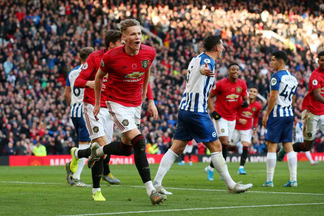  Nhìn lại chiến thắng quan trọng của Man Utd trước Brighton  - Ảnh 7.