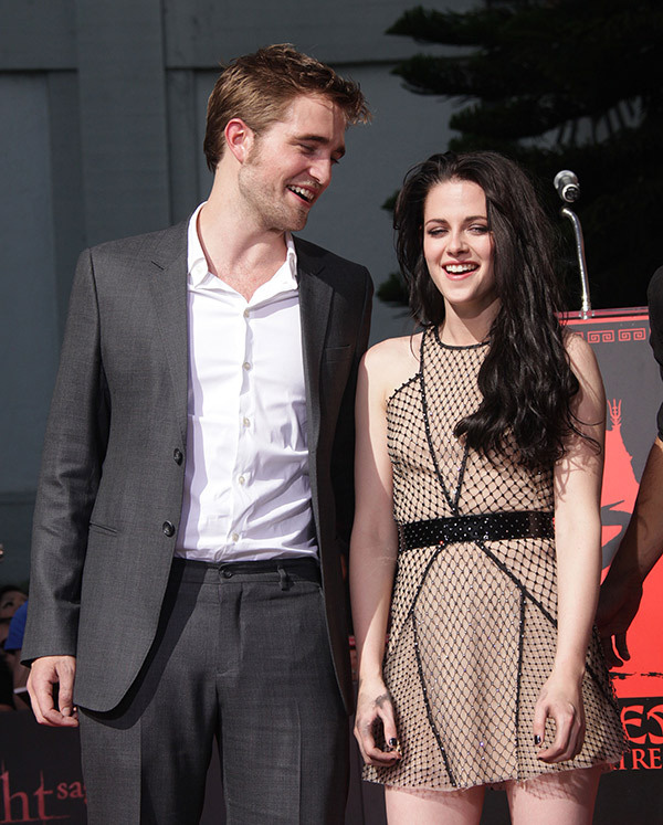 Kristen Stewart từng muốn kết hôn với Robert Pattinson - Ảnh 1.