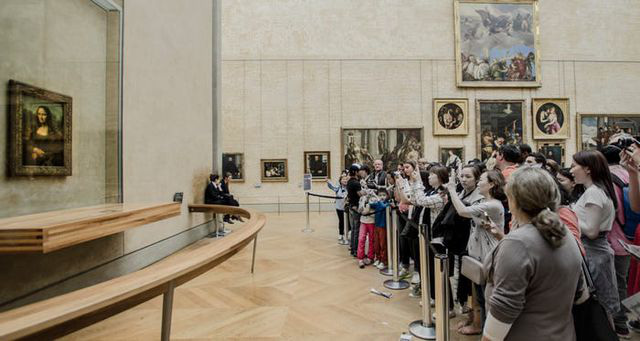 Thực tế đ&aacute;ng thất vọng của c&aacute;c t&aacute;c phẩm nghệ thuật nổi tiếng ngo&agrave;i đời thật - Ảnh 10.