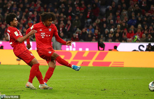 Bayern Munich 2-0 Wolfsburg: Tài năng trẻ Zirkzee lập công - Ảnh 4.