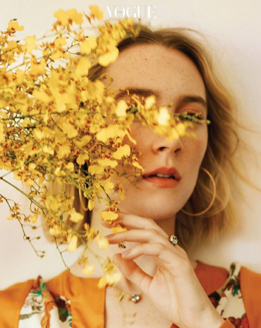 Saoirse Ronan ấn tượng tr&ecirc;n Vogue H&agrave;n Quốc - Ảnh 13.