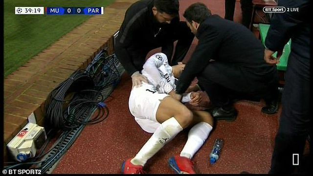 Đội trưởng Man Utd thoát thẻ đỏ sau tình huống chơi xấu Di Maria - Ảnh 3.