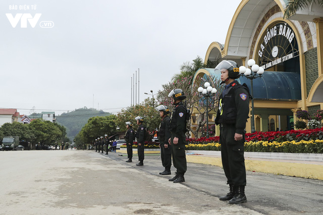 Có gì trong ga Đồng Đăng khi Chủ tịch Kim Jong-un chưa đến? - Ảnh 2.