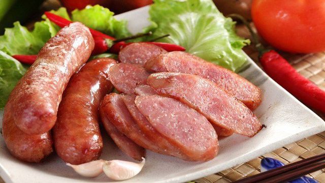 Bất ngờ 5 thói quen ngày Tết khiến sức khỏe xuống dốc không phanh - Ảnh 3. Bất ngờ 5 thói quen ngày Tết khiến sức khỏe xuống dốc không phanh - Ảnh 3.